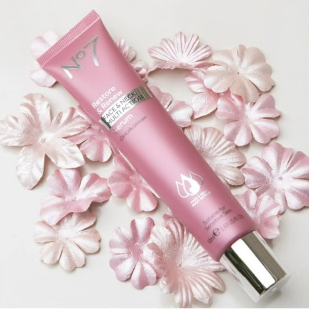 No7 Restore & Renew Face & Neck MultiAction Serum